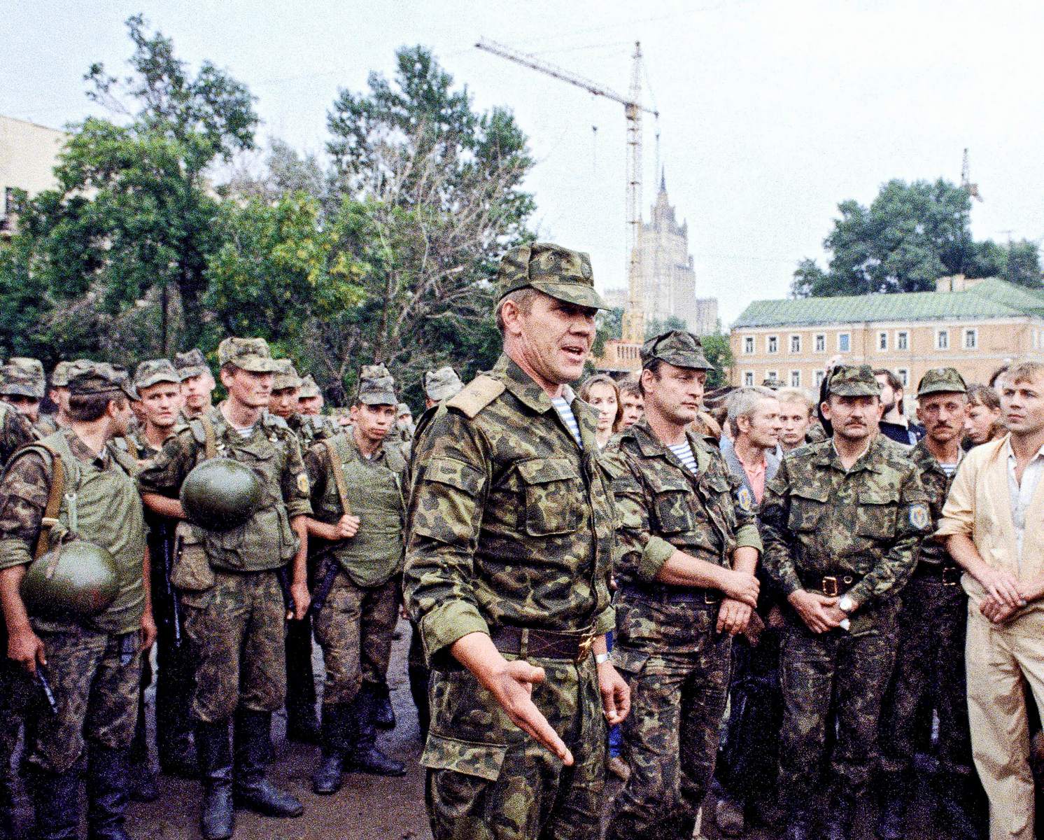 Генерал Александр Лебедь в событиях августа 1991‑го занимал позицию Троянского коня, игравшего свою игру