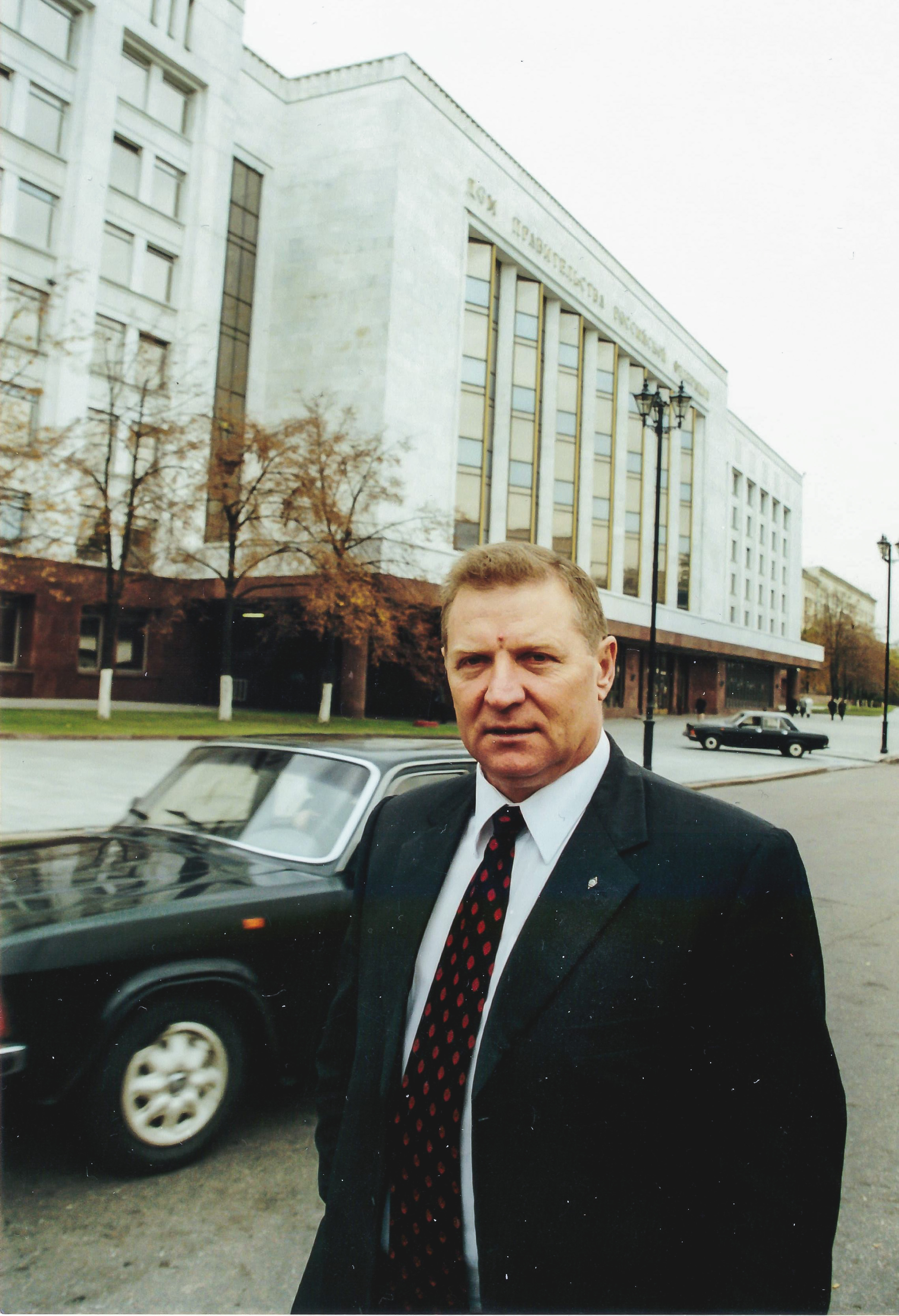 Владимир Зайцев в период его работы помощником главы правительства России