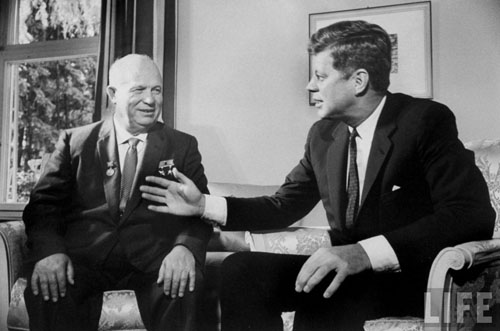 Никита Хрущёв и Джон Кеннеди