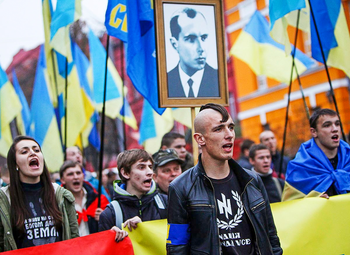 «Ястребы» США и их подручные стояли за государственным переворотом в Киеве, который был закамуфлирован под ЕвроМайдан