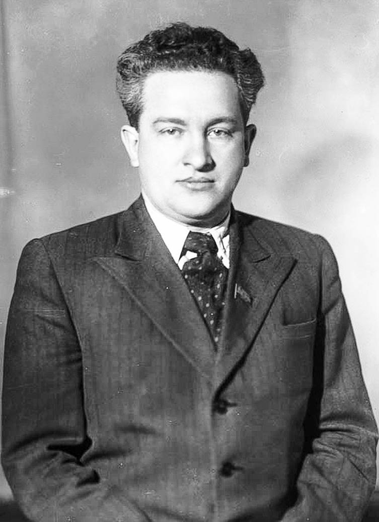 Юрий Андропов — секретарь ЦК КП (б) Карело-Финской ССР, депутат Верховного Совета СССР. Лето 1950 года